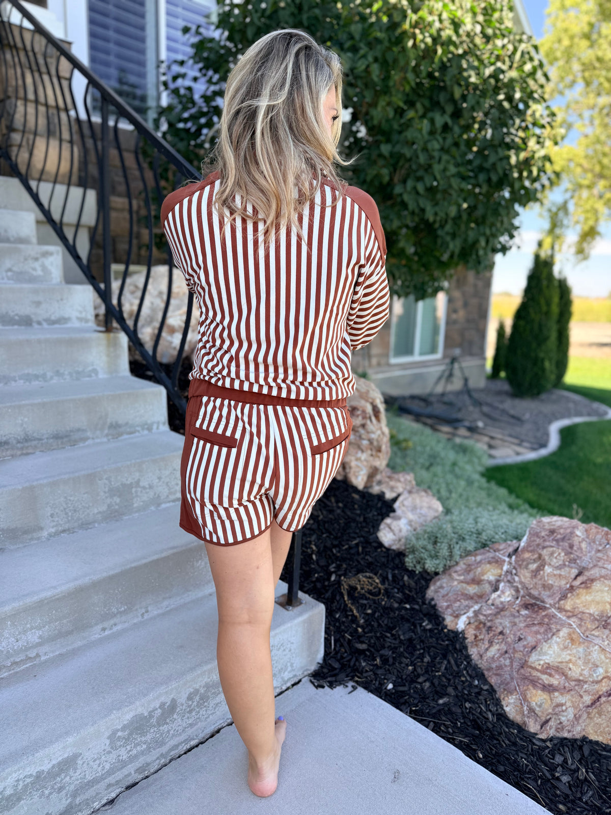 Striped Two Piece Long Sleeve Shift Top Short Set: Brown Stripe
