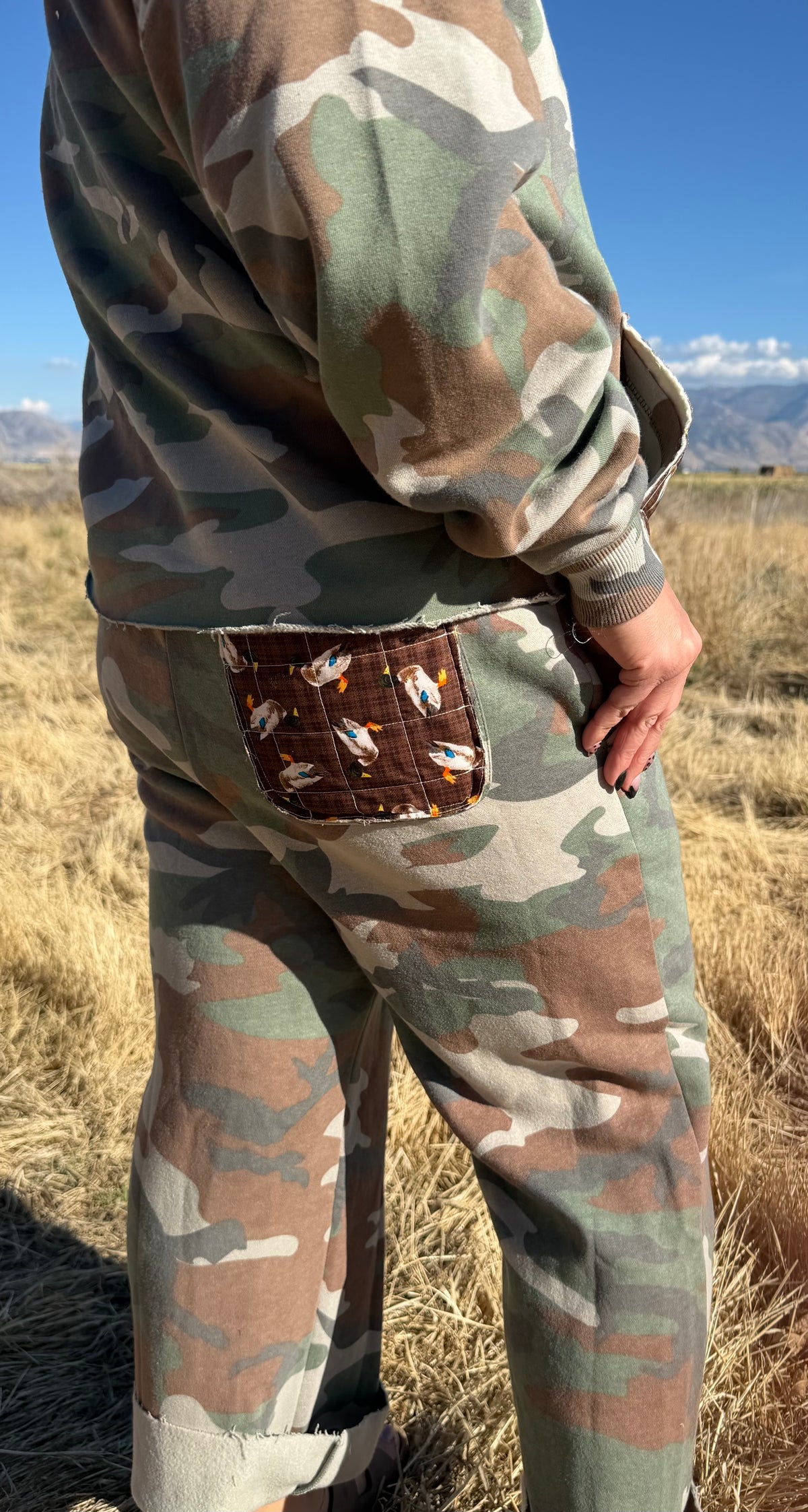 Camo sweats with quilted ducks!