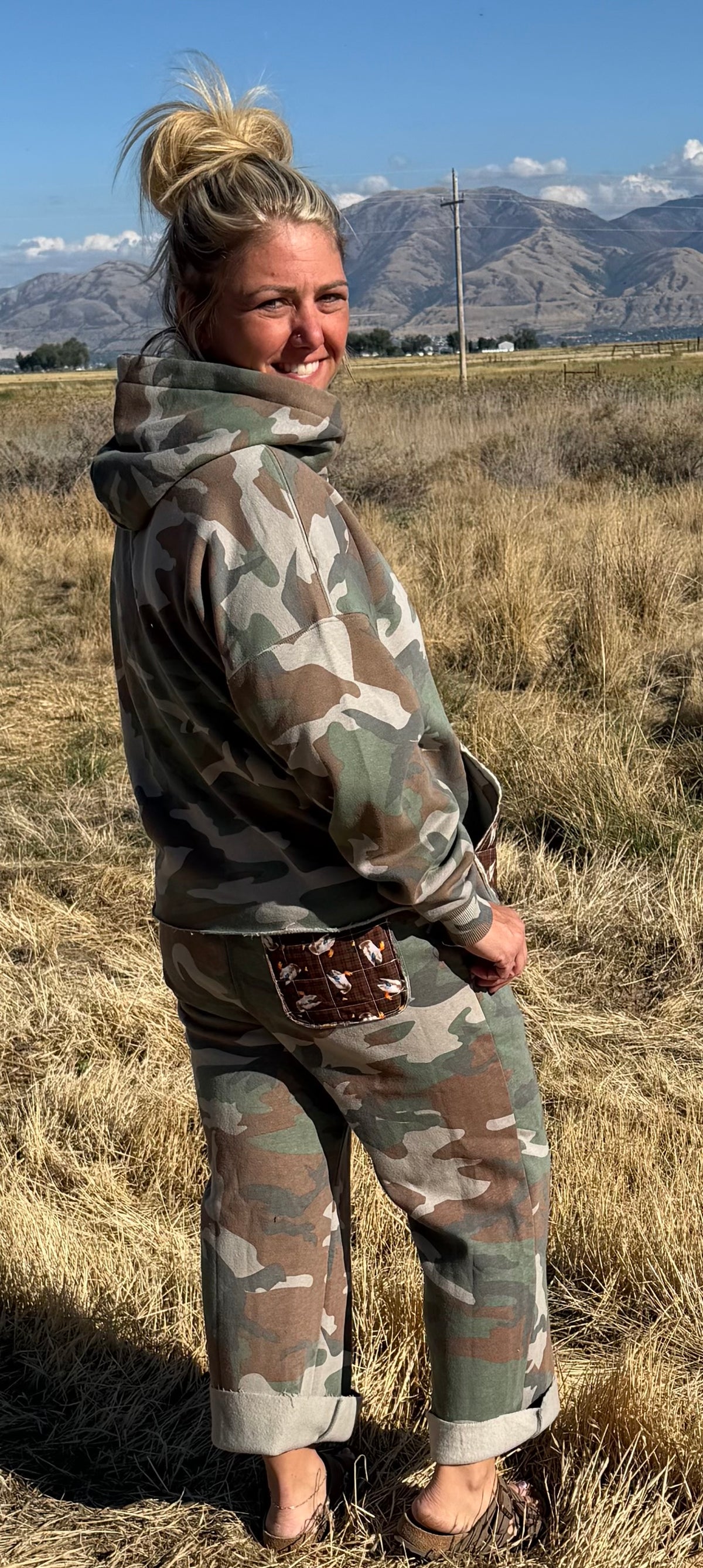 Camo sweats with quilted ducks!