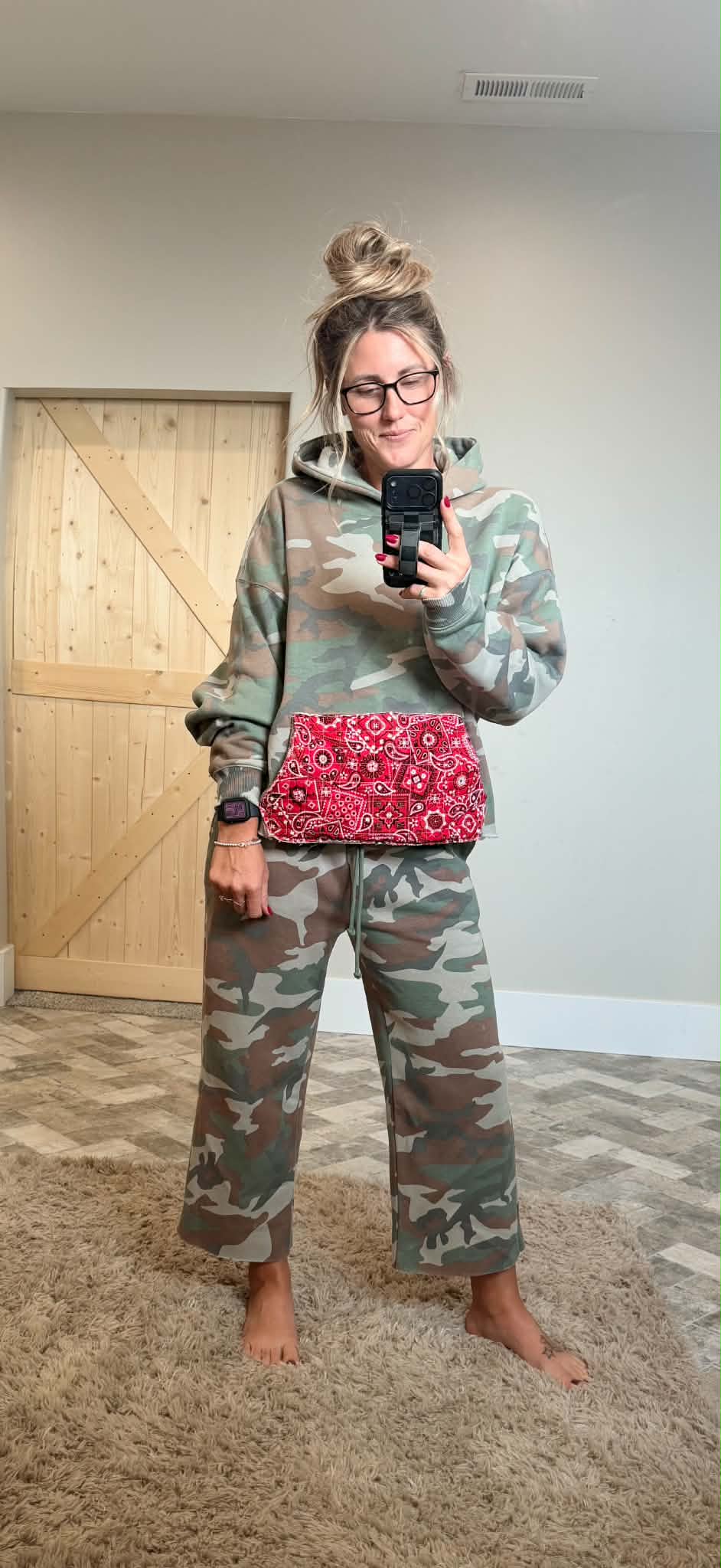 Camo sweats with quilted red bandana