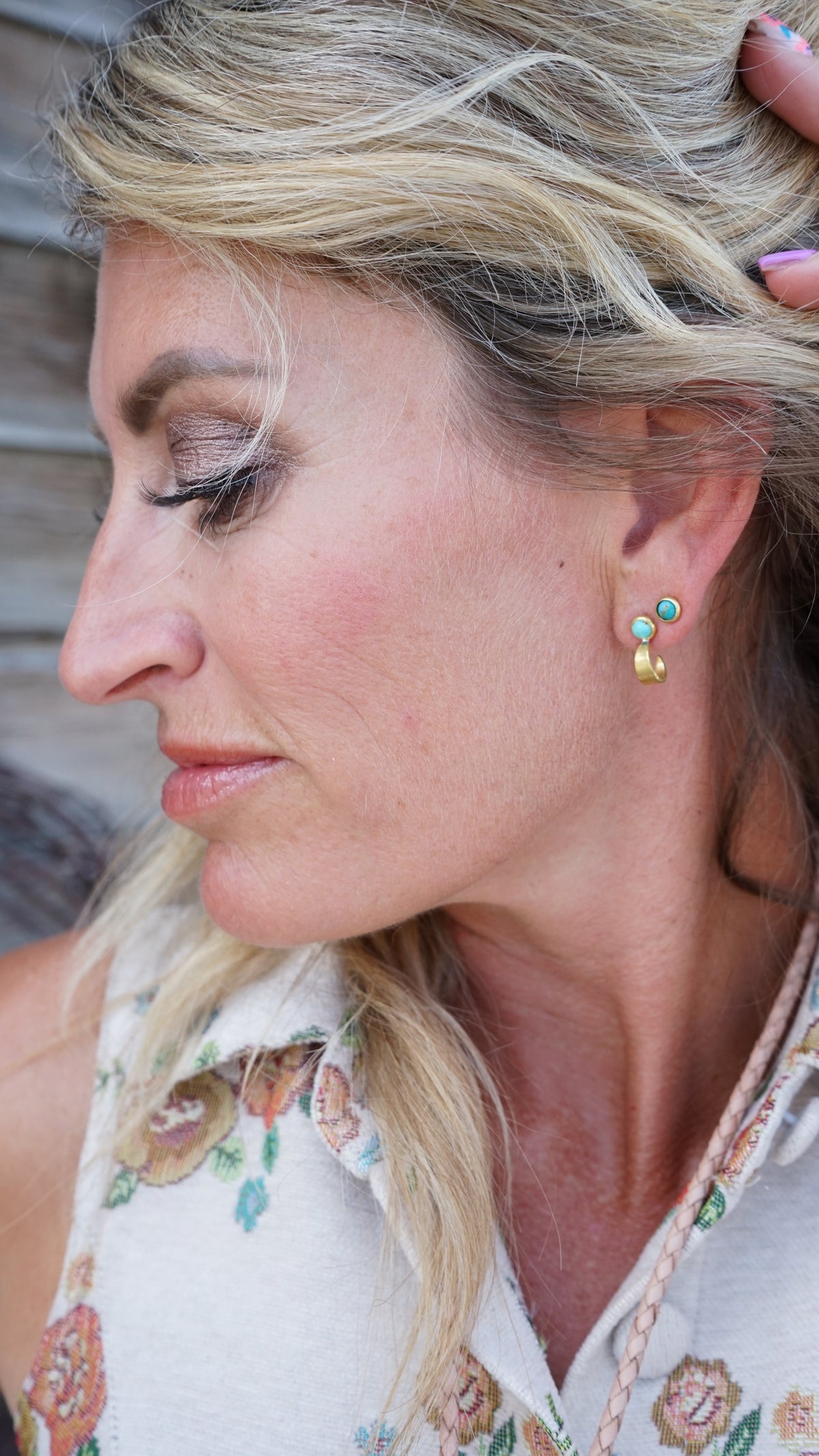 Hyalite Hoops//4 mm