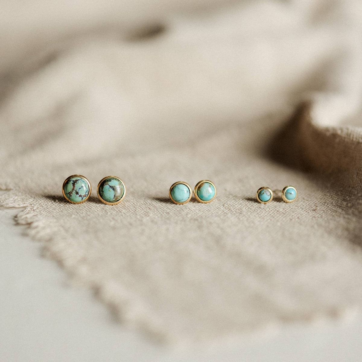 Hyalite Studs//Turquoise